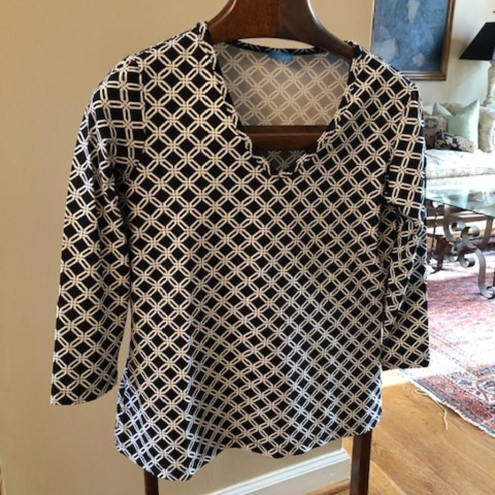 J. McLaughlin Black/White Jersey Knit Top - M